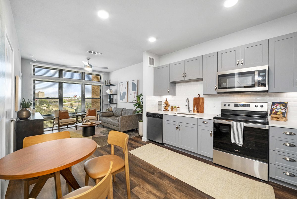 100 Labor Downtown Apartments